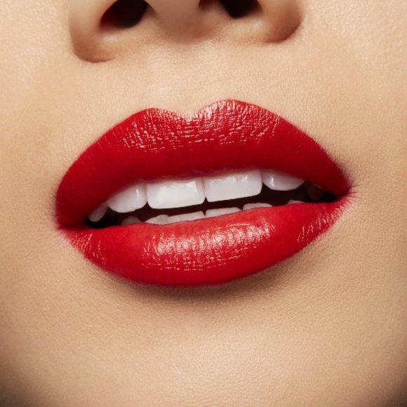 MAC LOVE ME LIQUID LIPCOLOUR "YEAH, I'M FANCY" - Picture 3 of 4